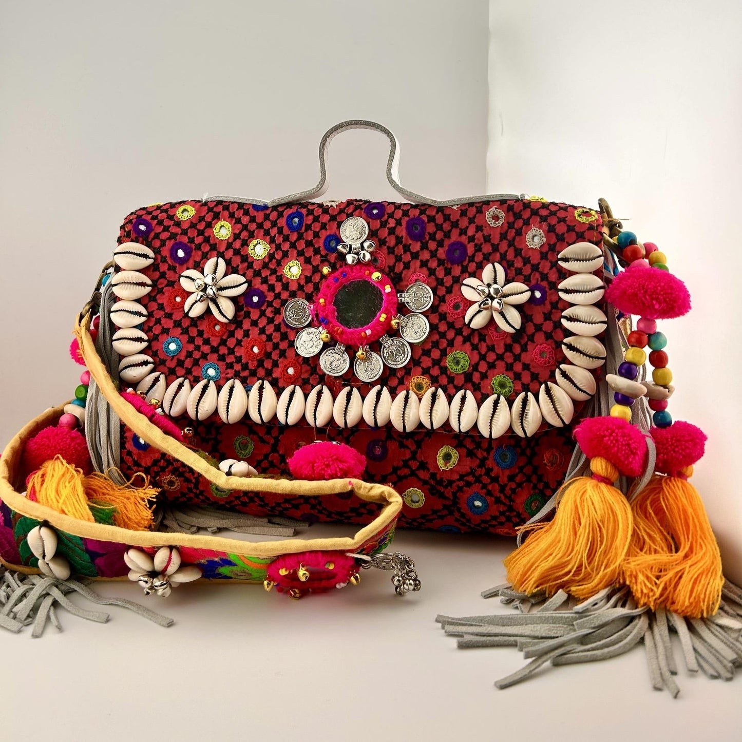 Boho Queen – Pink upcycled handbag with embroidery, mirrors & cowrie shells