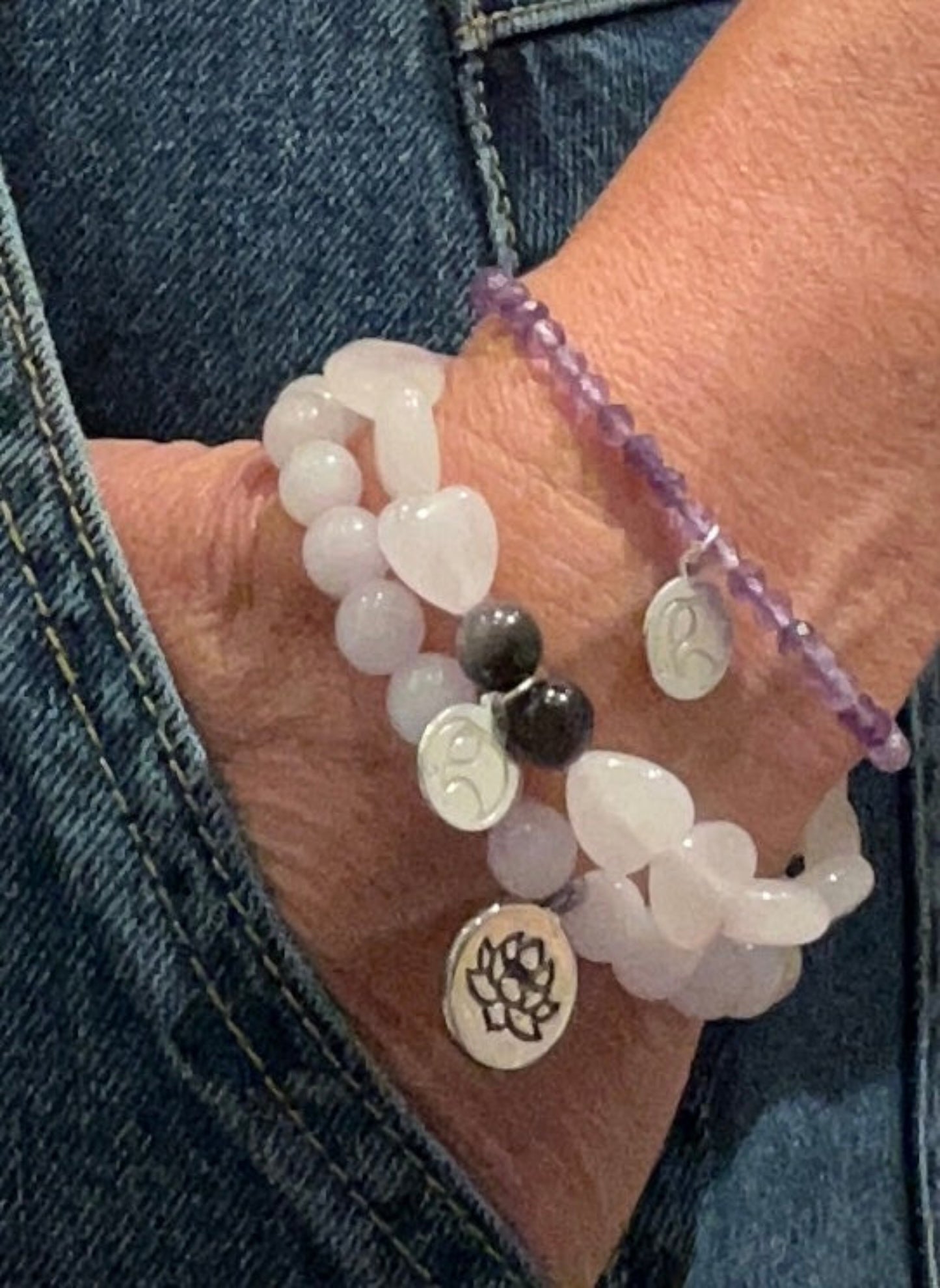 Protected Rose – Mala-Armbandset aus Rosenquarz, Obsidian & Amethyst