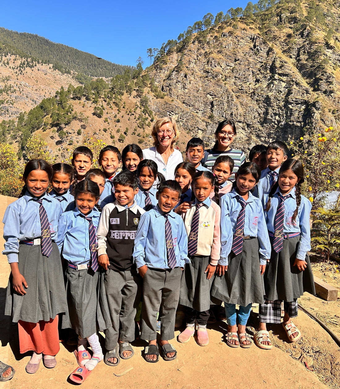 PRADIYA Giving Back – Kinder im Kinderheim Oda Nepal erhalten Unterstützung durch jeden Kauf