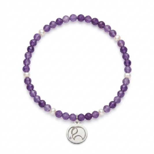 Mala Armband Geburtsmonat Februar mit Amethyst und Süßwasserperlen, silberner PRADIYA-Elefant, handgefertigt in Indien – Erlös schenkt einem Kind in Nepal ein Paar Schuhe
