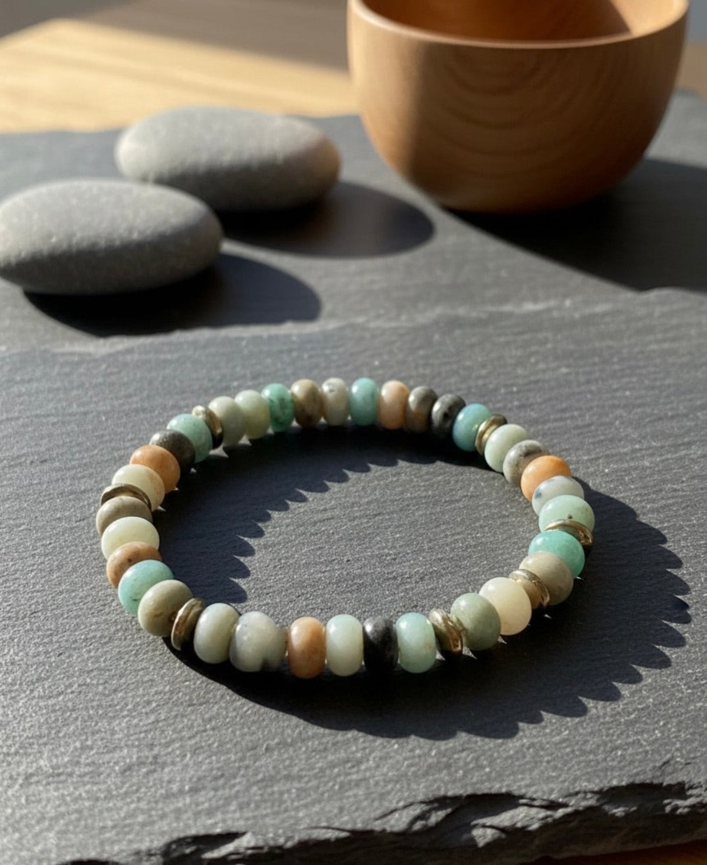 Calm Current - Männer Mala Armband: Amazonit