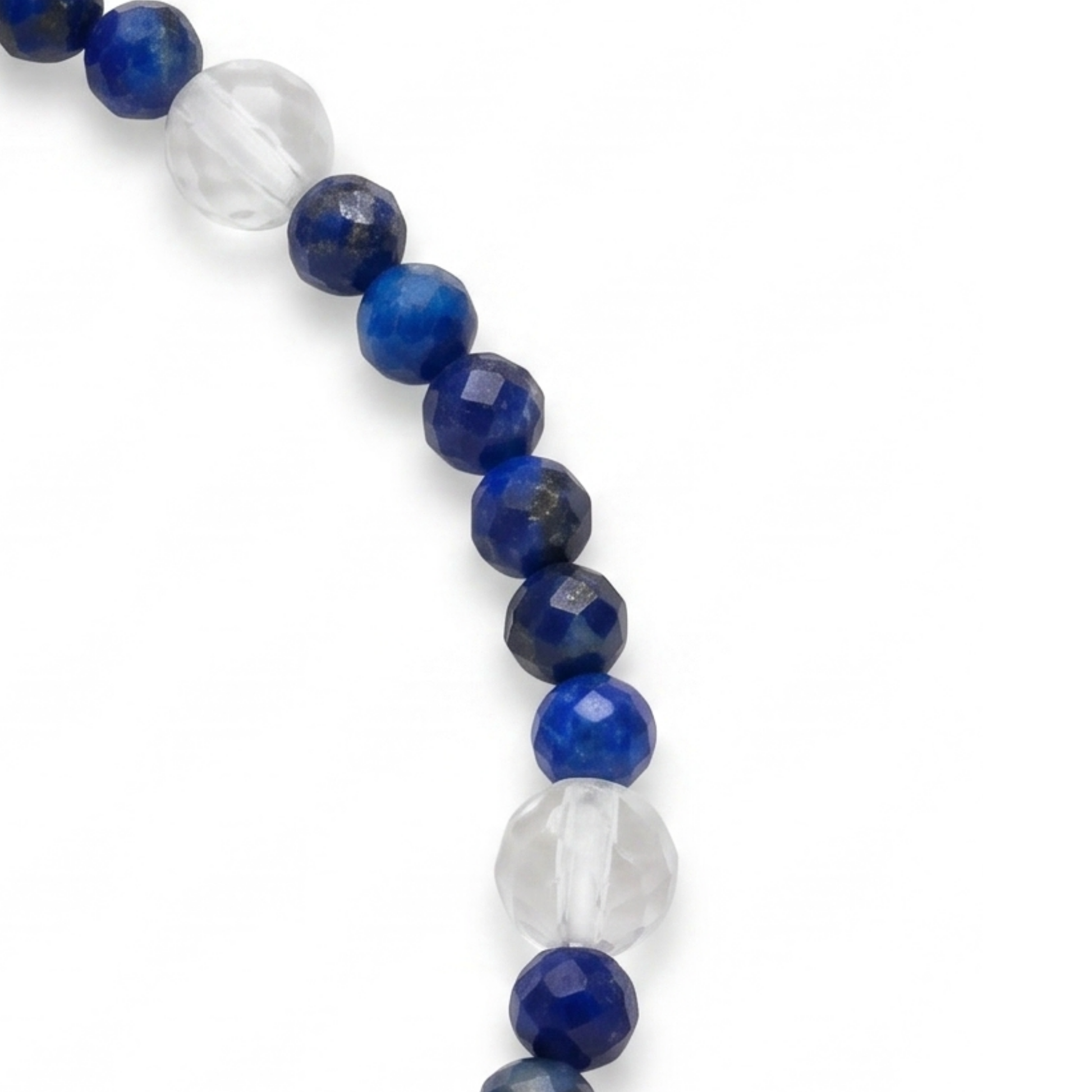 Mala Armband Geburtsmonat September. Lapislazuli & Bergkristall. Jedes Armband schenkt einem Kind in Nepal ein Paar Schuhe.